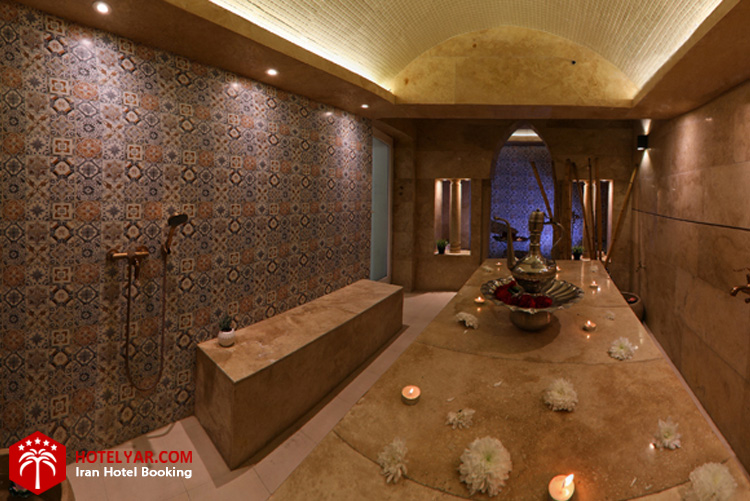 استخر هتل چمران، حمام مغربی در هتل 5 ستاره شیراز