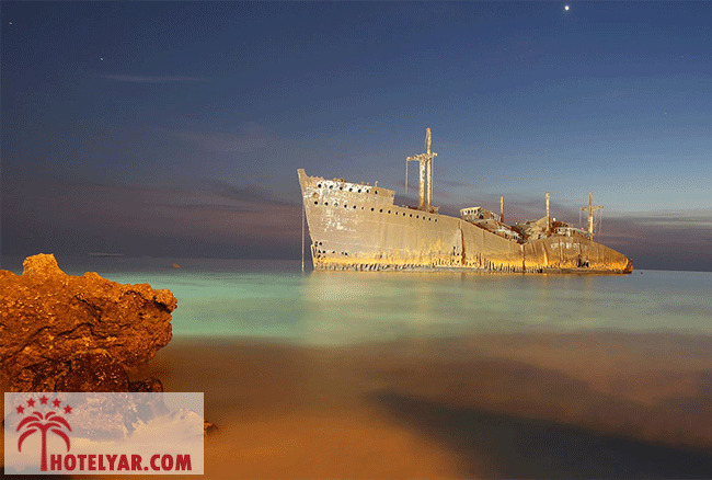 کشتی یونانی کیش، از جاذبه های عکاسی در کیش