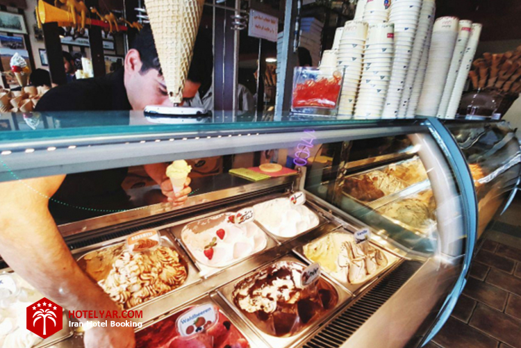 تصویر بستنی فروشی سان مارکو از بهترین بستنی فروشی های تهران