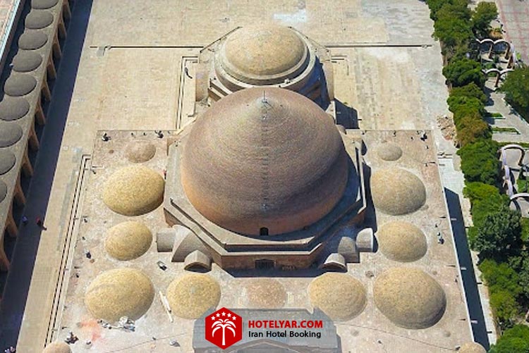 گنبدهای مسجد کبود تبریز