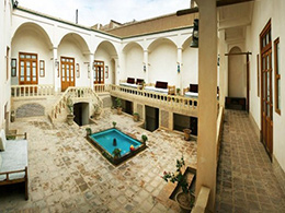 Traditional Kashane Roshan Resort  Kashan