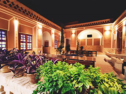 Khan salar Traditional Resort  Yazd