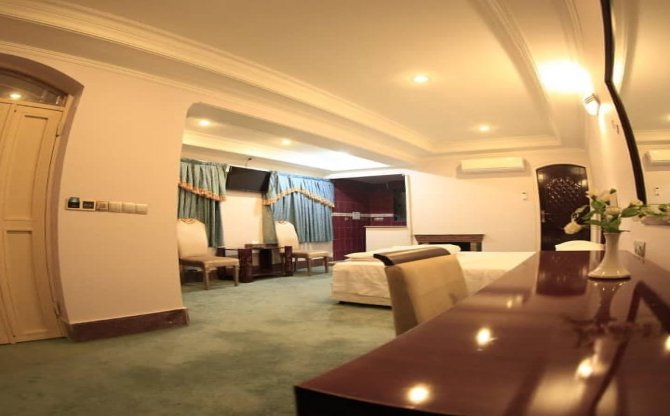 عکس هتل شاپورخواست خرم آباد