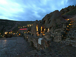 Laleh Kandovan Hotel  Tabriz