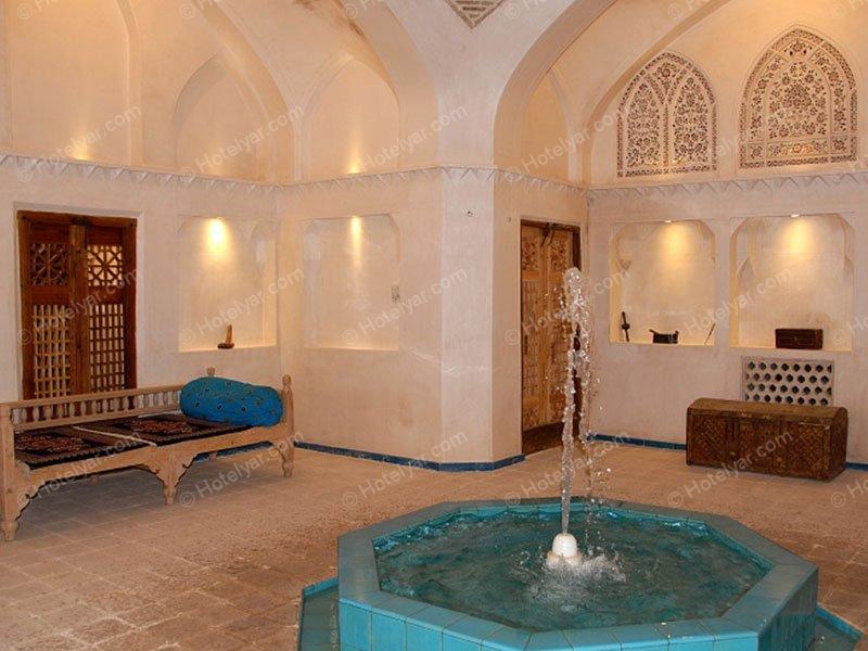 Mahinestan Raheb Resort Kashan photo 4